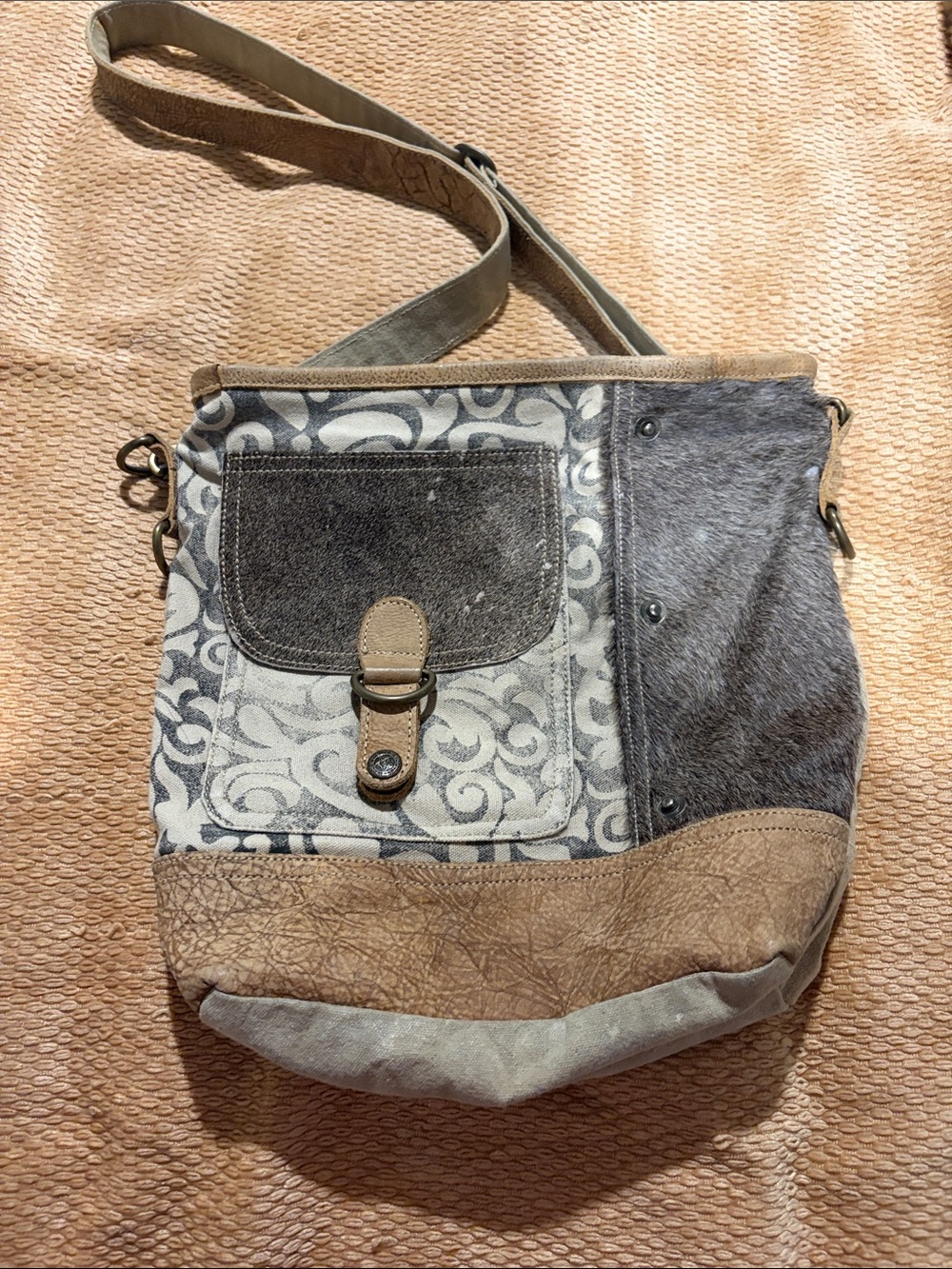 Myra Stylish Neutral Patchwork Crossbody Bag - Beige Gray